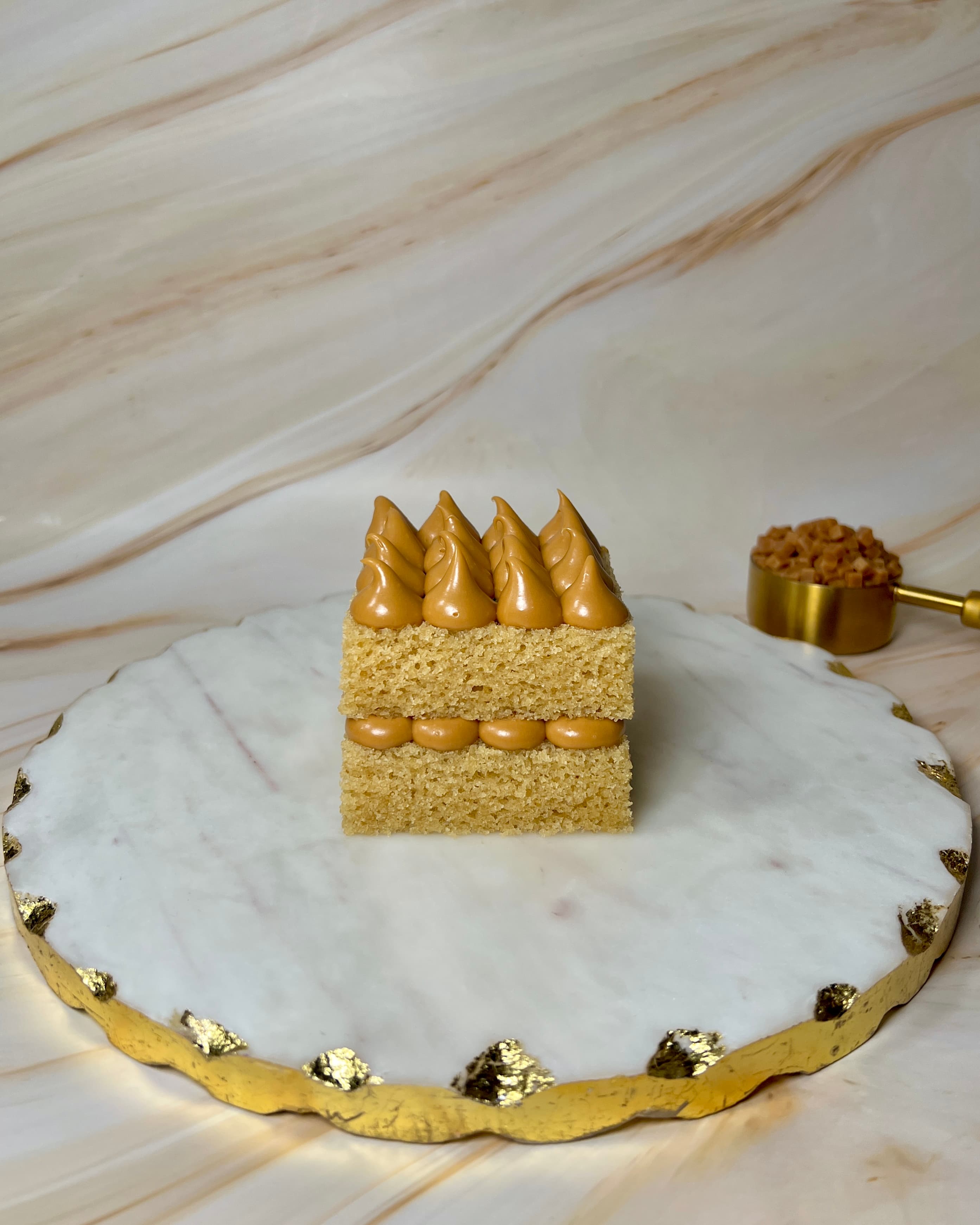 Golden Caramel Dolce Slice